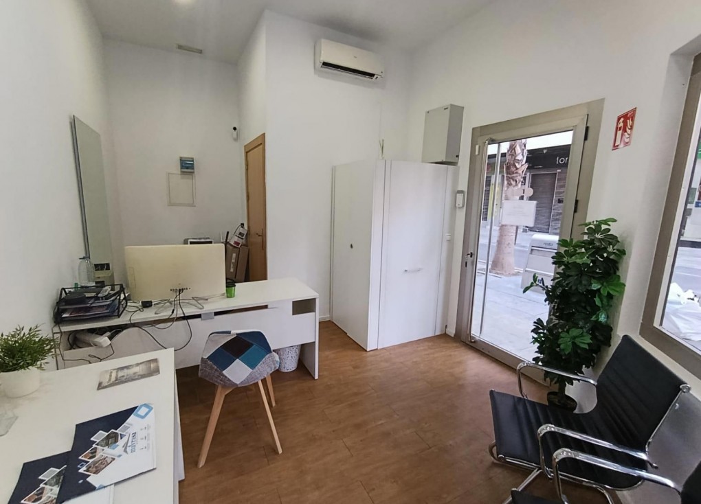 Long Term Rental - Commercial - Torrevieja