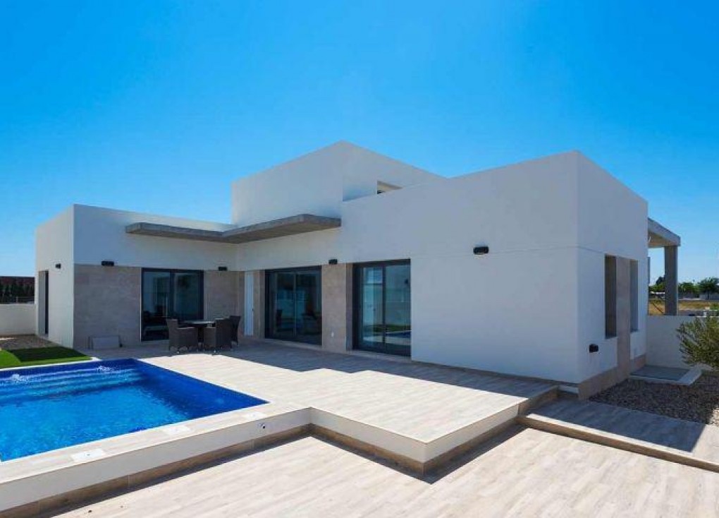 New Build - Chalet - Daya Nueva