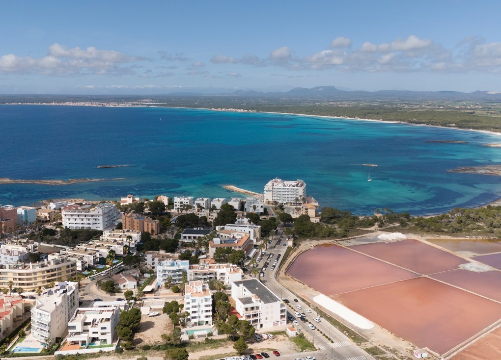 Nybyggen - Lägenhet - Colonia de Sant Jordi - Spain