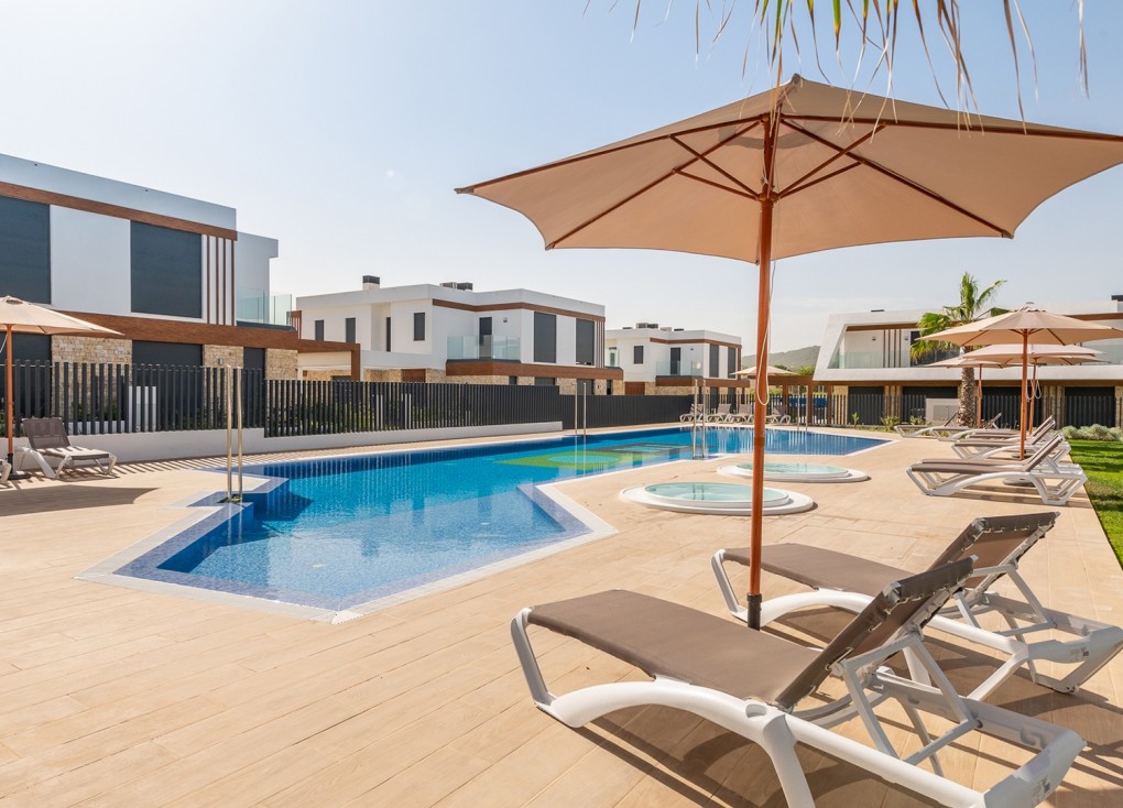 Nybyggen - Parhus/Radhus - Capdepera - Spain