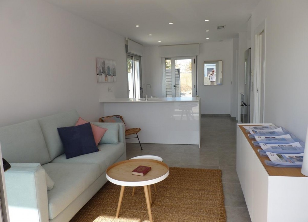 Nybyggen - Parhus/Radhus - Pilar de la Horadada