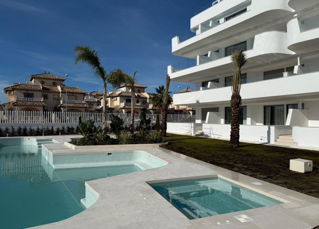 Obra nueva - Apartamento / piso - Orihuela Costa - Lomas de Cabo Roig