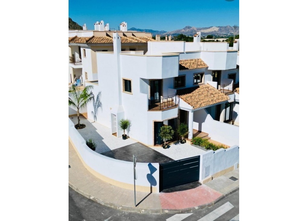 Obra nueva - Bungalow - Cox