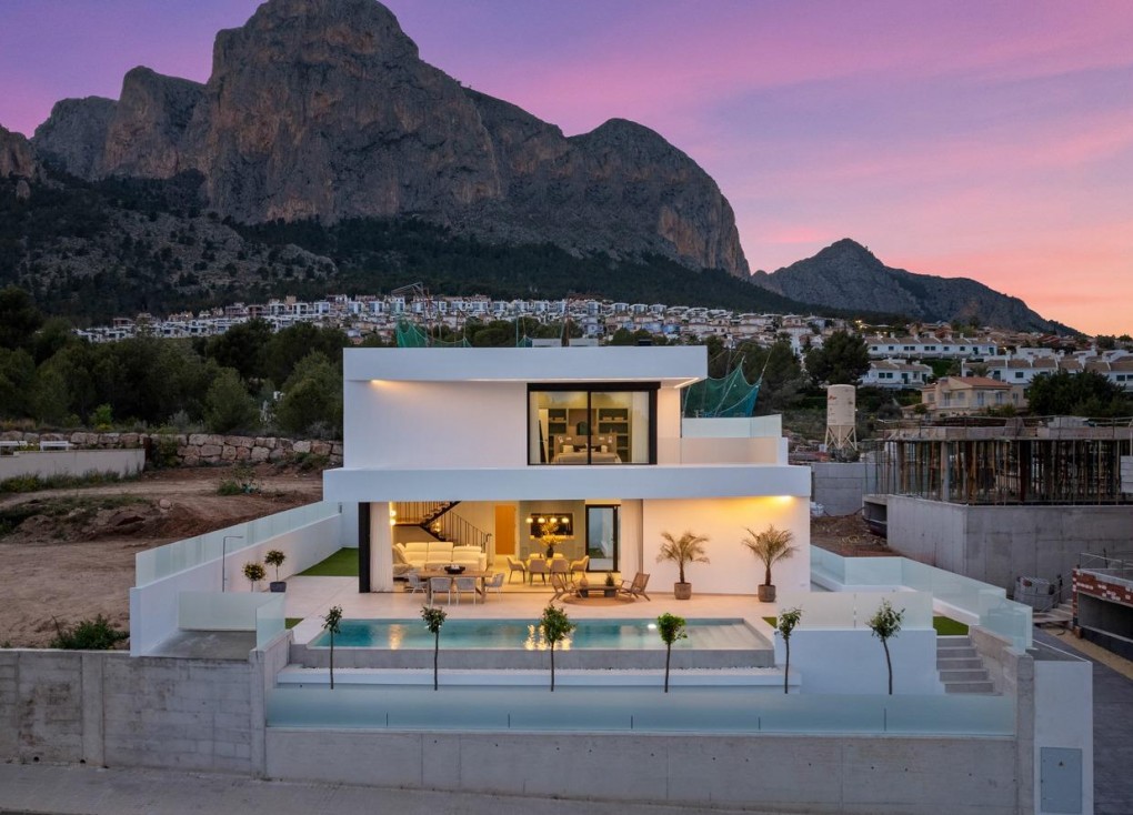 Obra nueva - Chalet - Polop