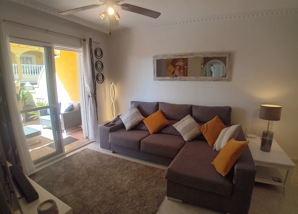 Resale - Apartment - Algorfa