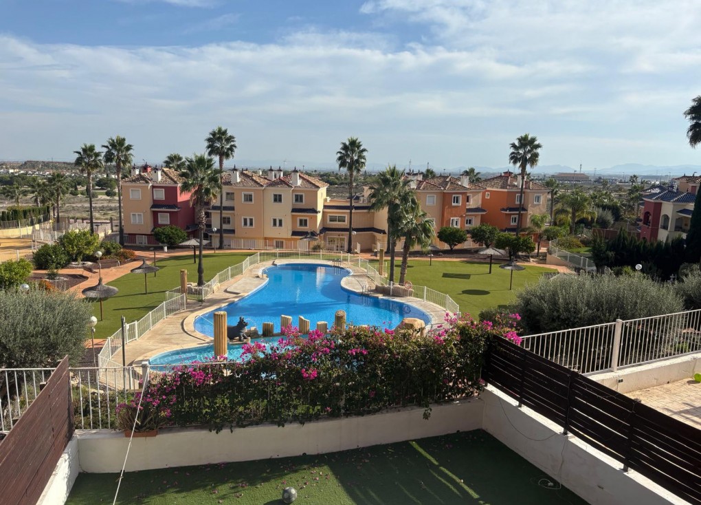 Resale - Apartment - Altaona Golf And Country Village - Altaona Golf