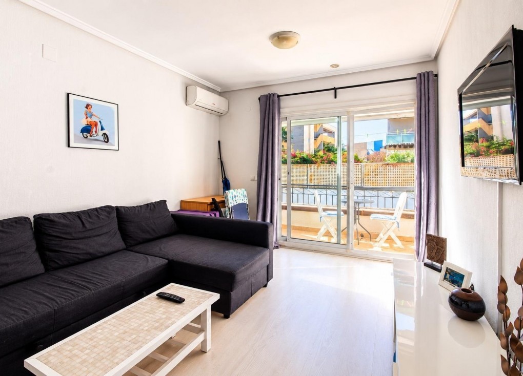 Resale - Apartment - Cabo Roig