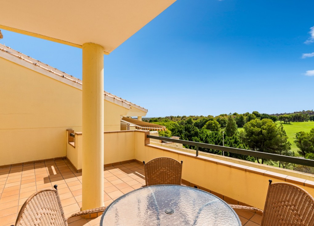 Resale - Apartment - Campoamor