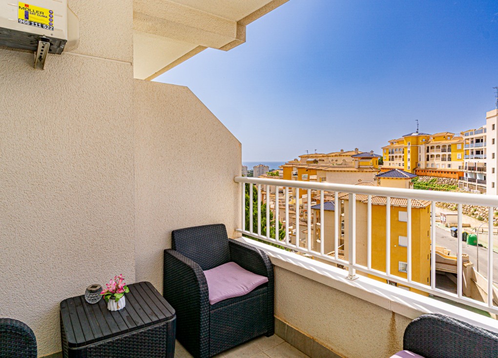 Resale - Apartment - Campoamor