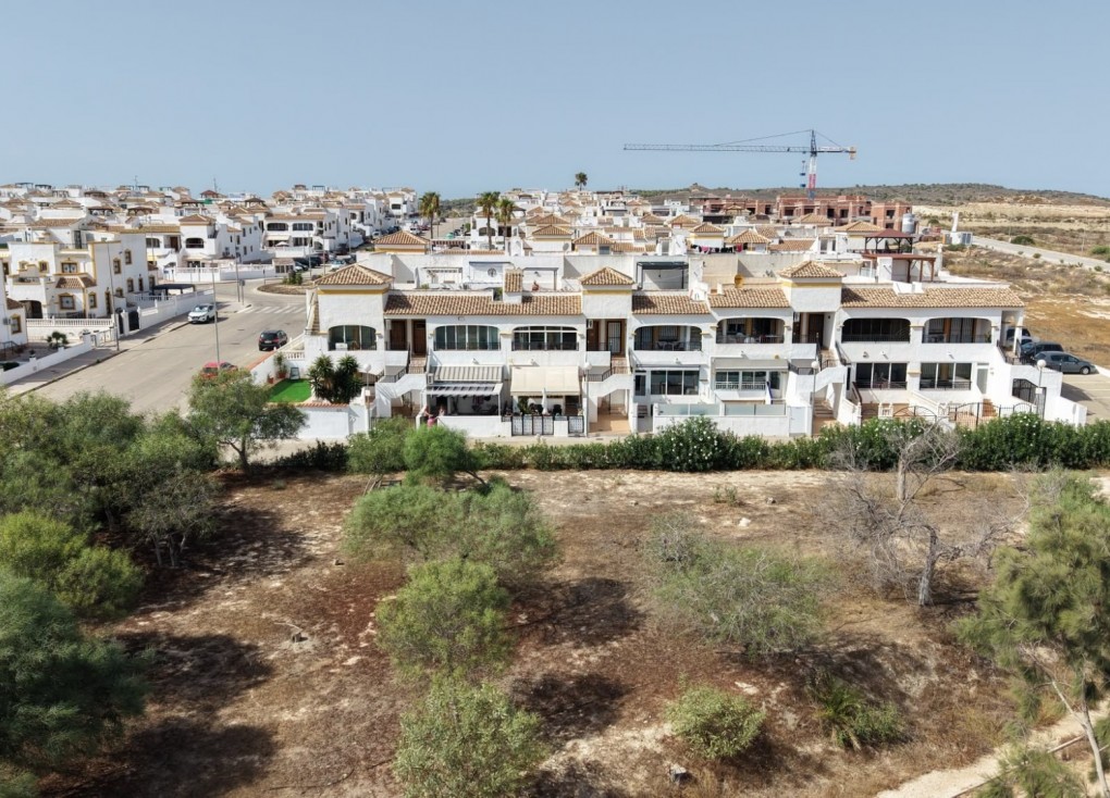 Resale - Apartment - Entre Naranjos - Vistabella Golf