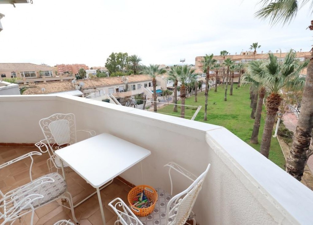 Resale - Apartment - Orihuela Costa - Cabo Roig
