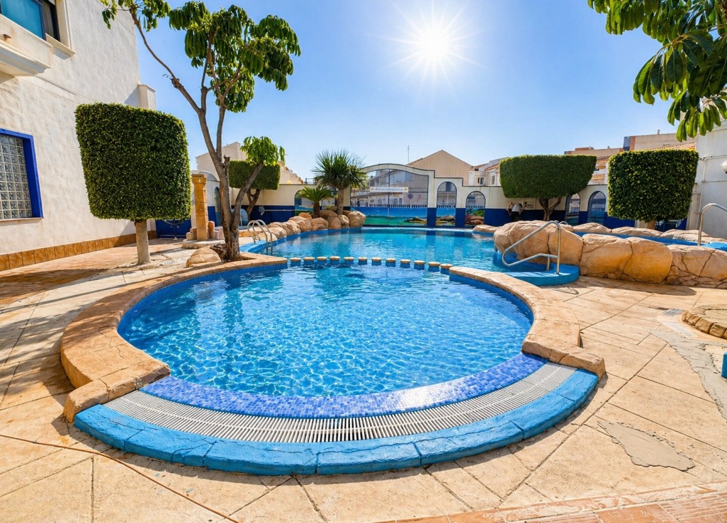 Resale - Apartment - Orihuela Costa - Cabo Roig