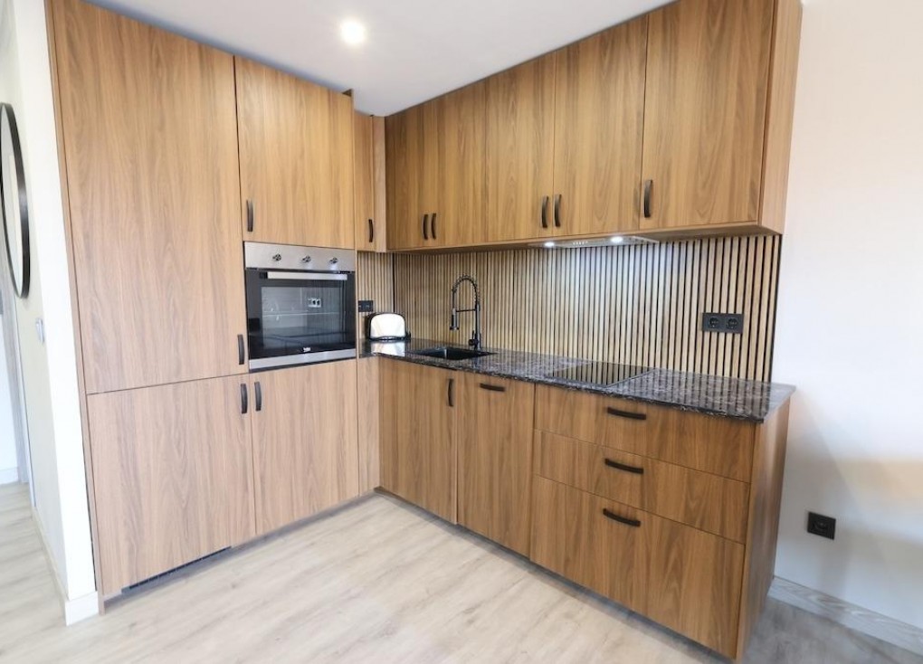 Resale - Apartment - Orihuela Costa - Cabo Roig