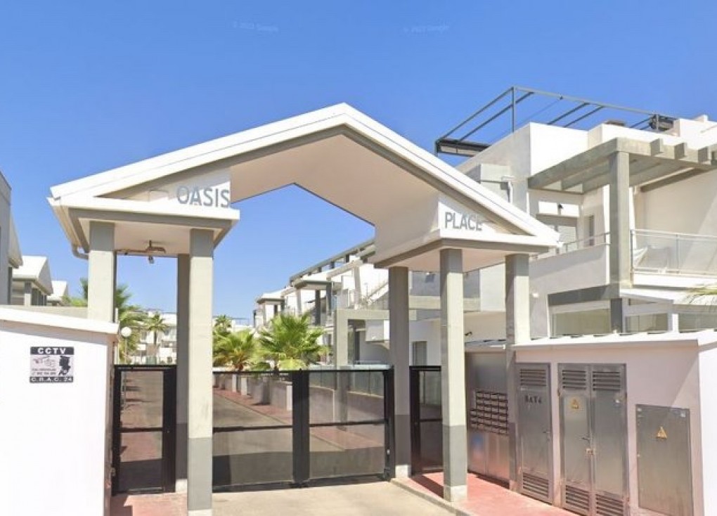 Resale - Apartment - Orihuela Costa - La Florida