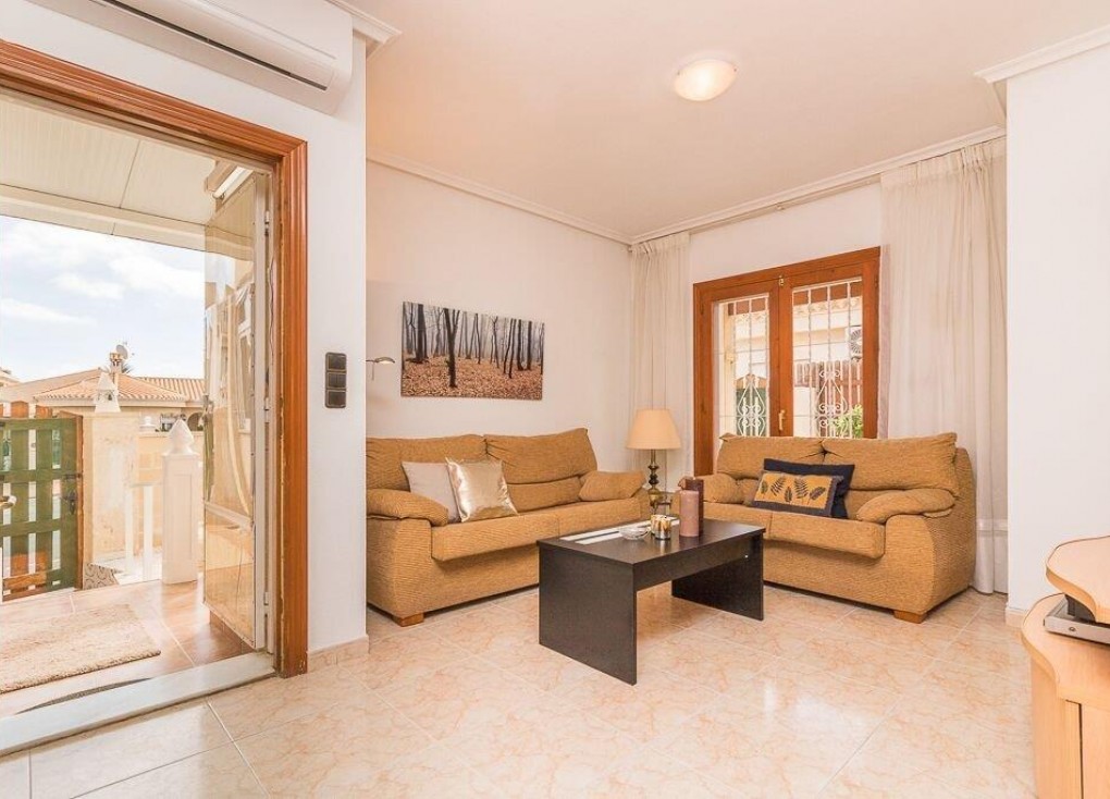 Resale - Apartment - Orihuela Costa - La Zenia