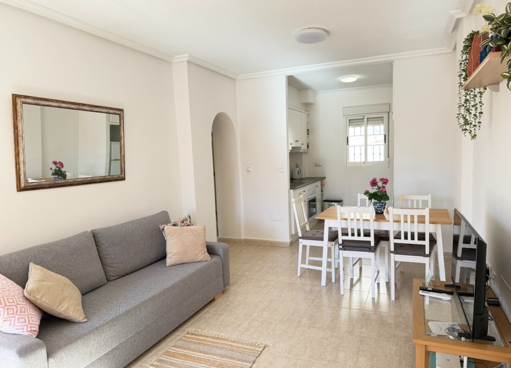 Resale - Apartment - Orihuela Costa - Los Altos