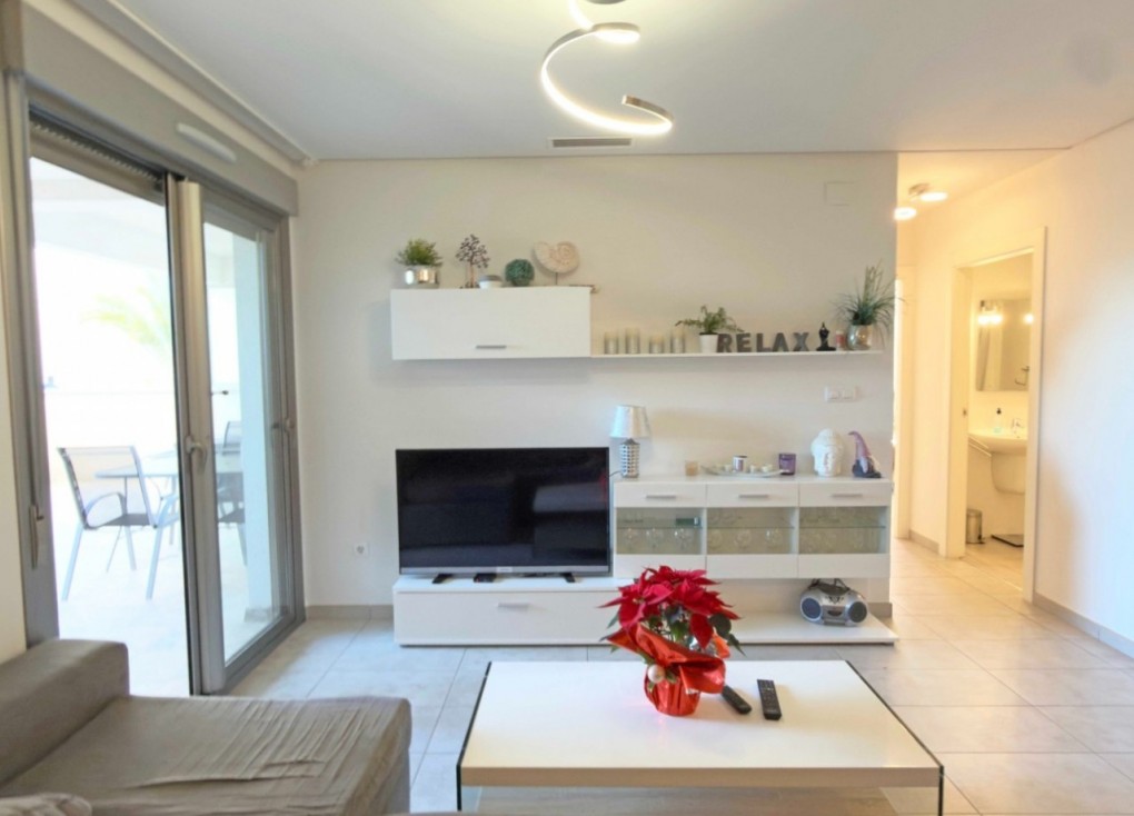 Resale - Apartment - Orihuela Costa - Los Dolses