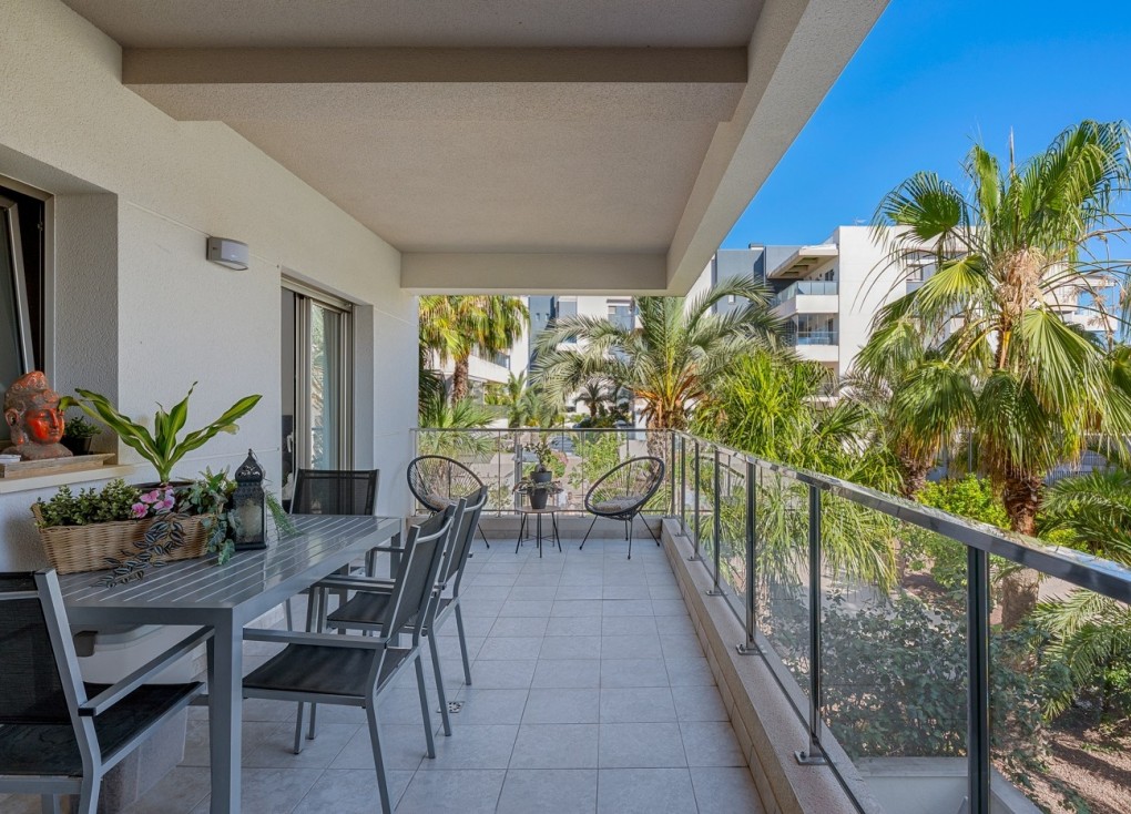 Resale - Apartment - Orihuela Costa - Los Dolses