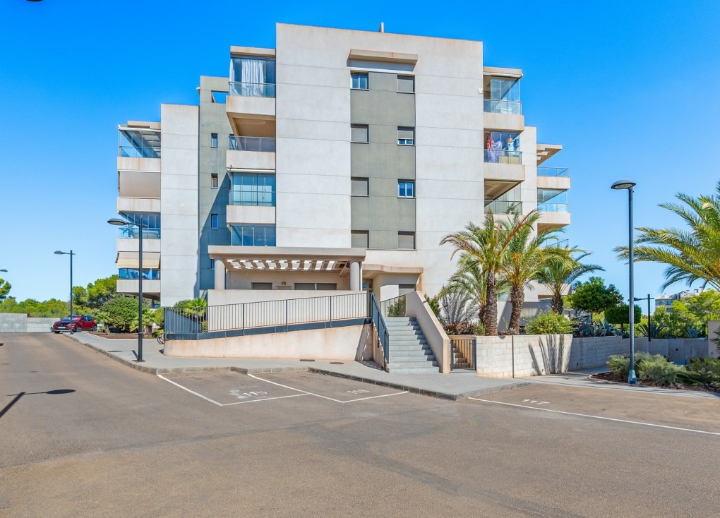Resale - Apartment - Orihuela Costa - Los Dolses
