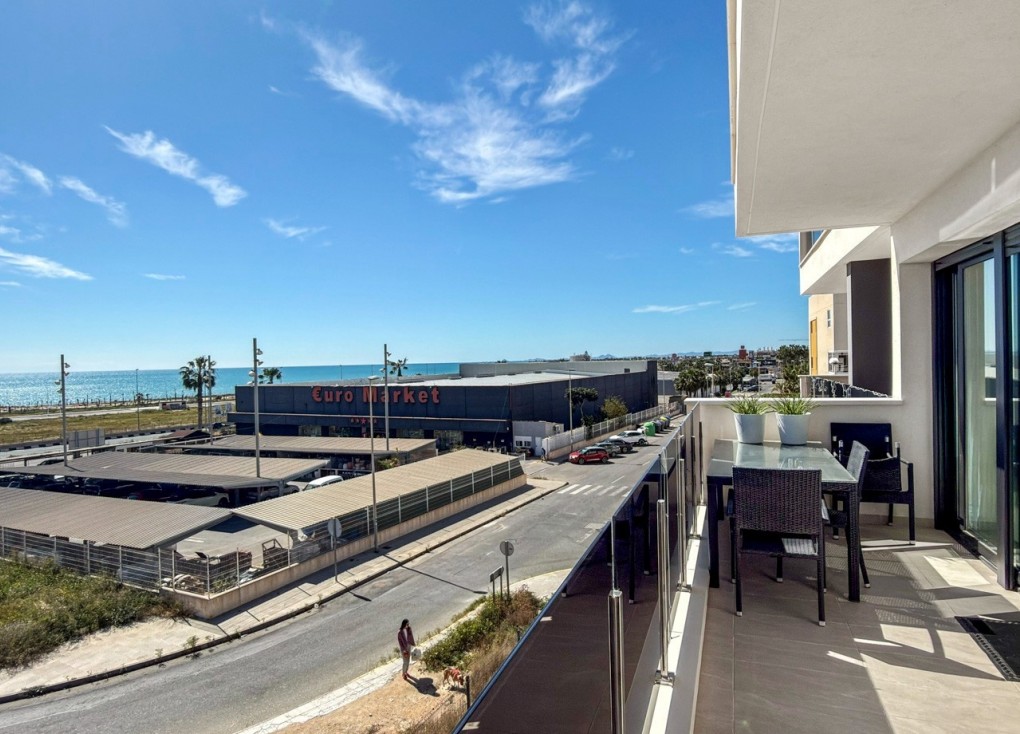 Resale - Apartment - Orihuela Costa - Playa Flamenca