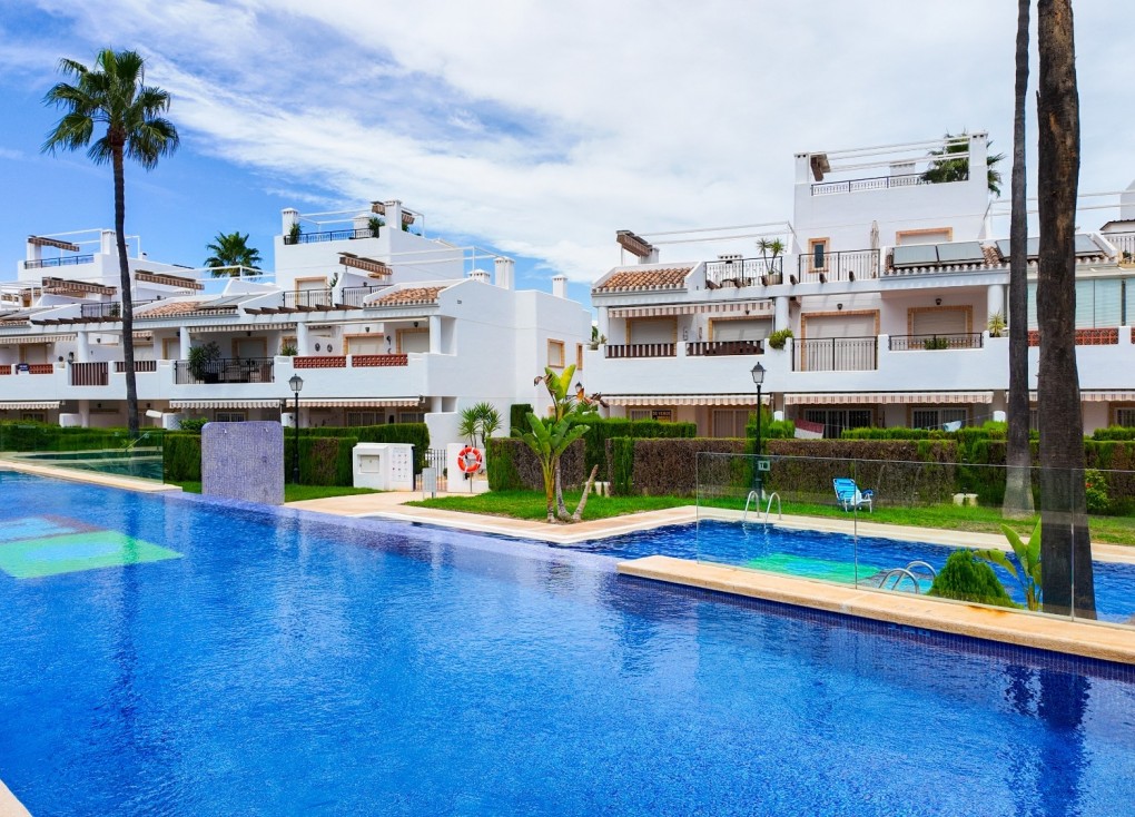 Resale - Apartment - Orihuela Costa - Villamartín