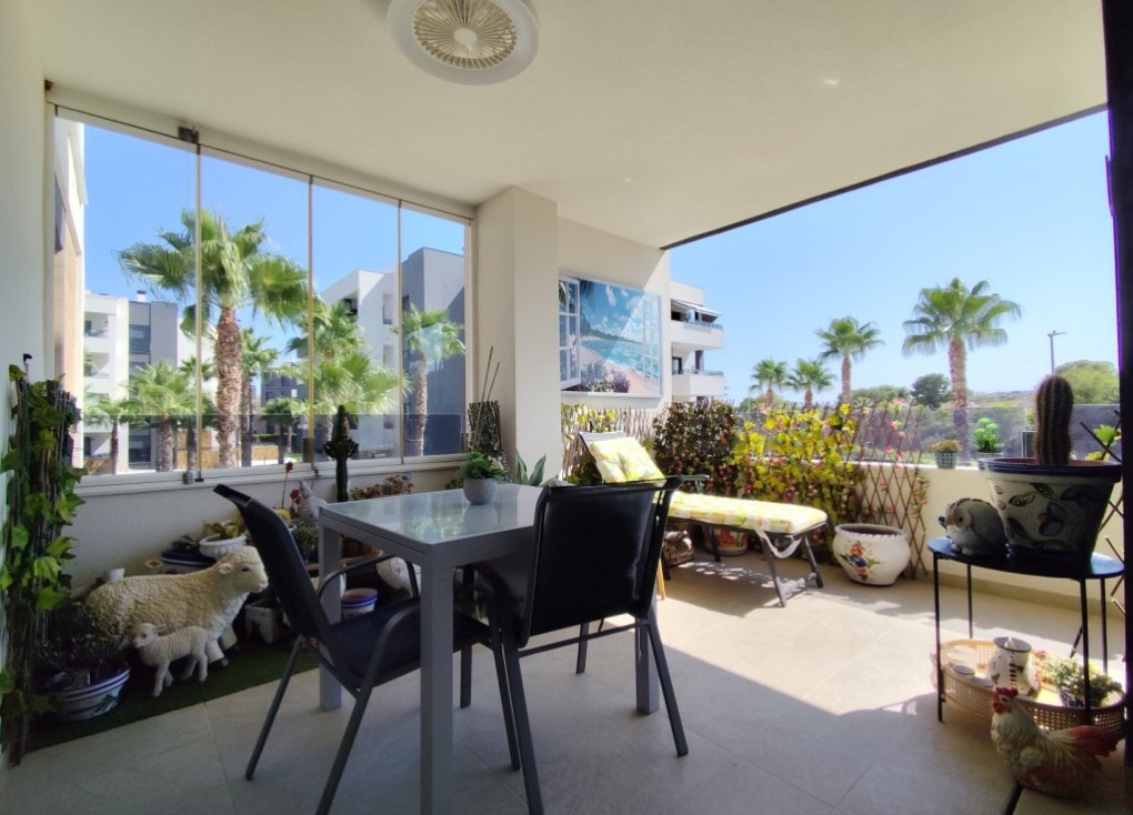 Resale - Apartment - Orihuela Costa