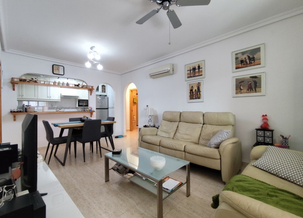 Resale - Apartment - Orihuela Costa