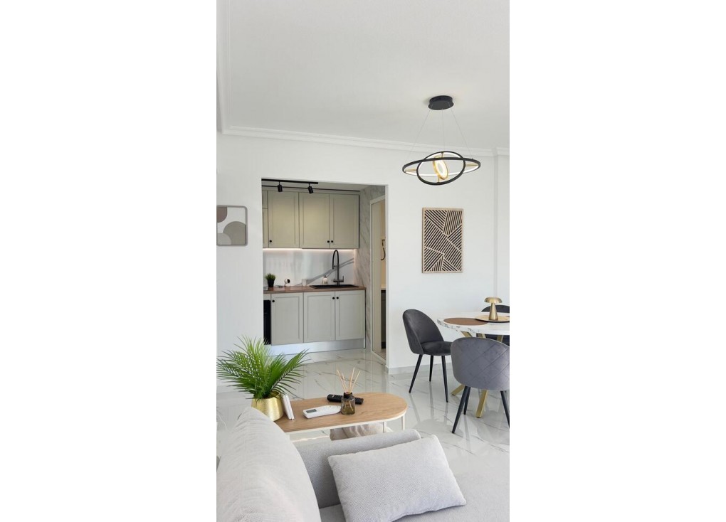 Resale - Apartment - Orihuela Costa