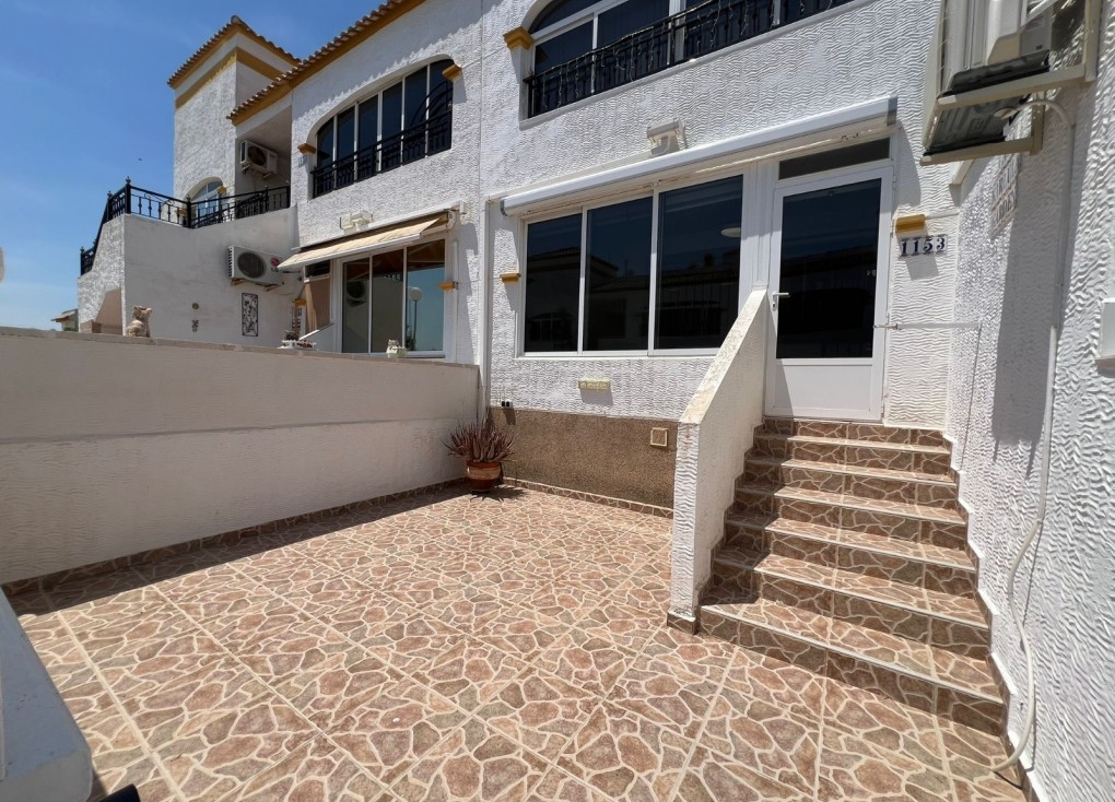 Resale - Apartment - Orihuela - Vistabella Golf