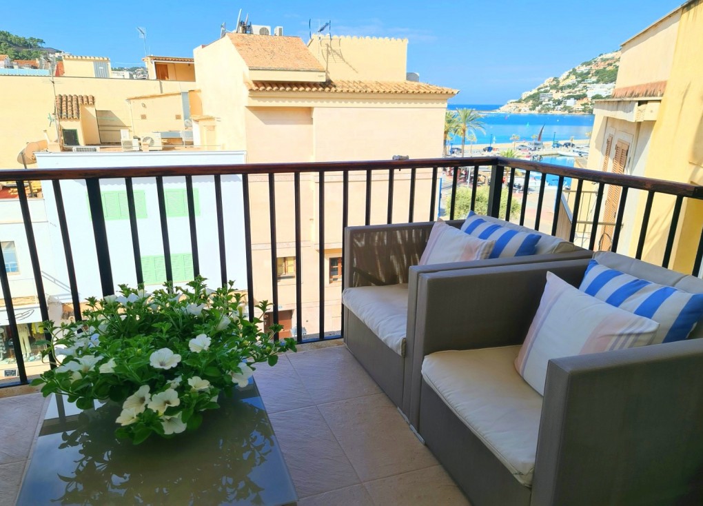 Resale - Apartment - Port d'Andratx - Andratx