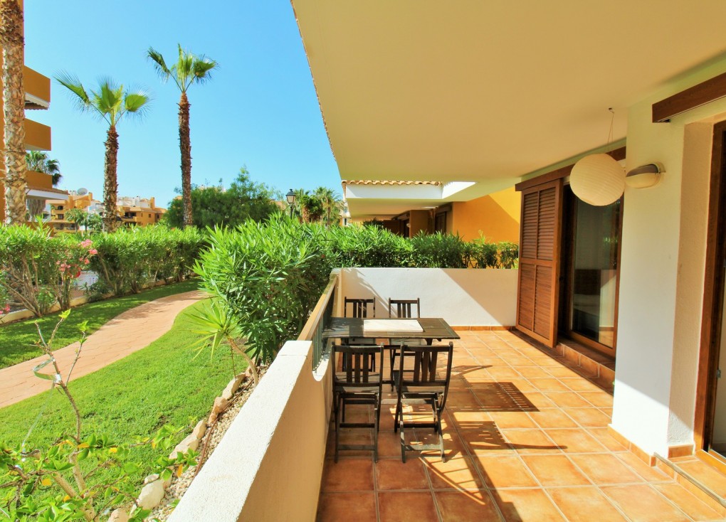 Resale - Apartment - Punta Prima