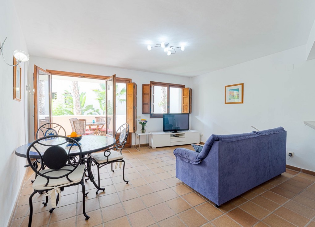 Resale - Apartment - Punta Prima