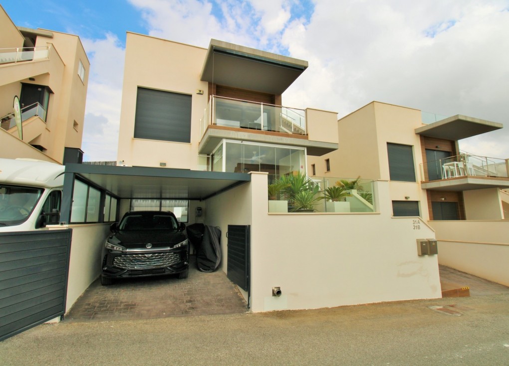 Resale - Apartment - San Miguel de Salinas