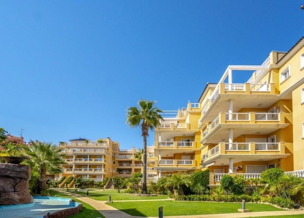 Resale - Apartment - Top Floor Apartment - Dehesa de campoamor - Campoamor