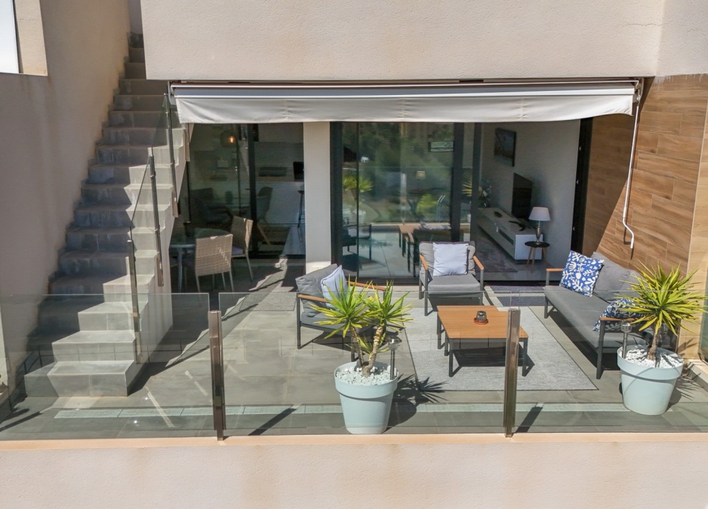 Resale - Apartment - Top Floor Apartment - Orihuela Costa - Villamartín