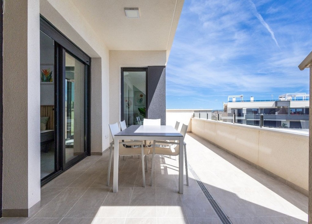 Resale - Apartment - Top Floor Apartment - Playa Flamenca