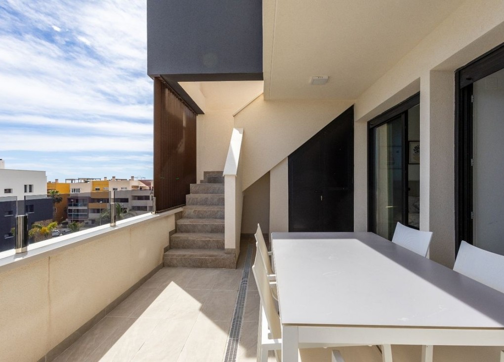 Resale - Apartment - Top Floor Apartment - Playa Flamenca