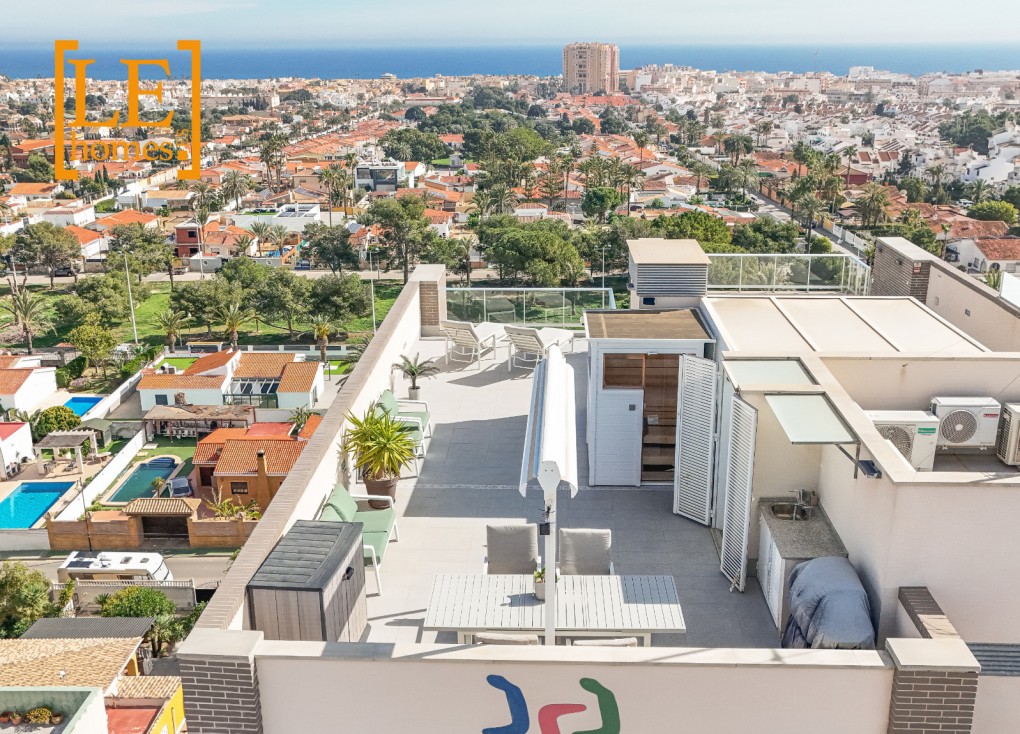 Resale - Apartment - Top Floor Apartment - Torrevieja - Nueva Torrevieja