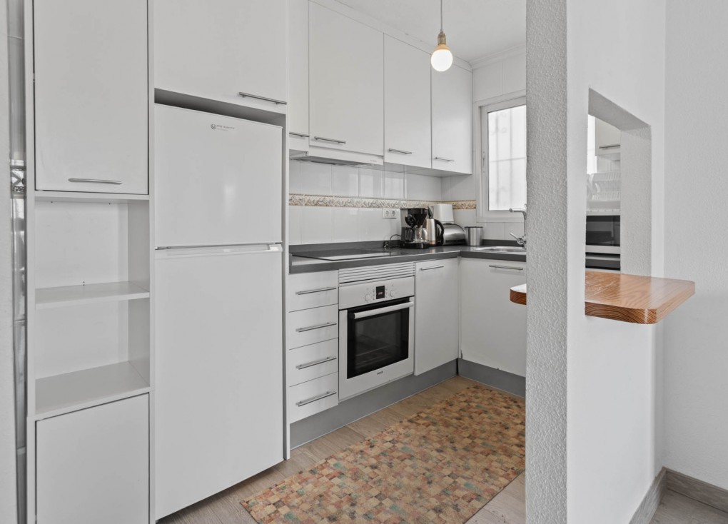 Resale - Apartment - Top Floor Apartment - Torrevieja