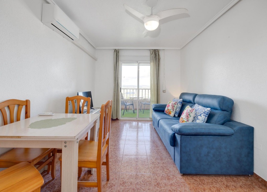 Resale - Apartment - Top Floor Apartment - Torrevieja