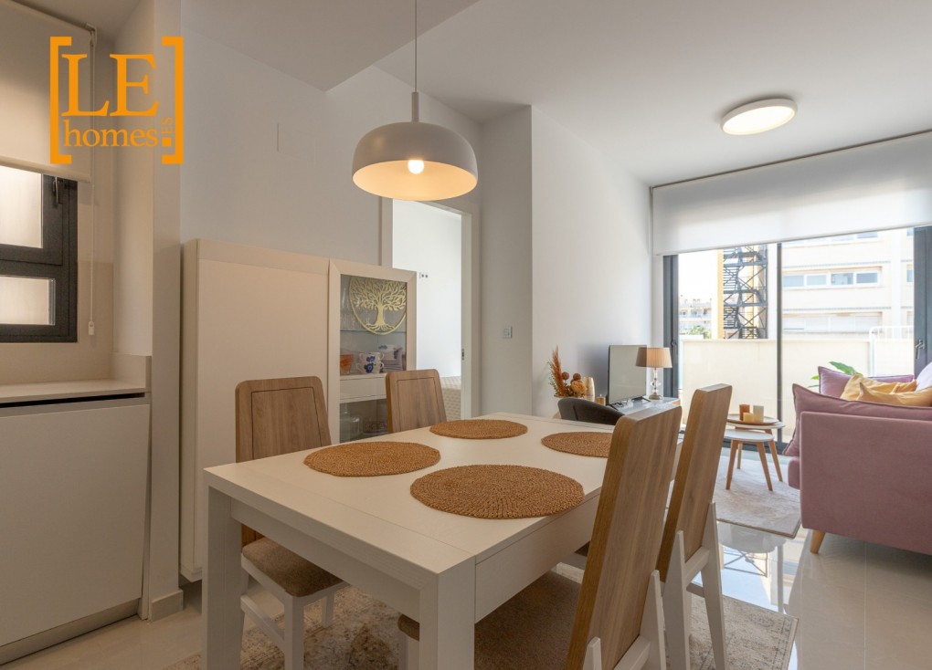 Resale - Apartment - Top Floor Apartment - Torrevieja