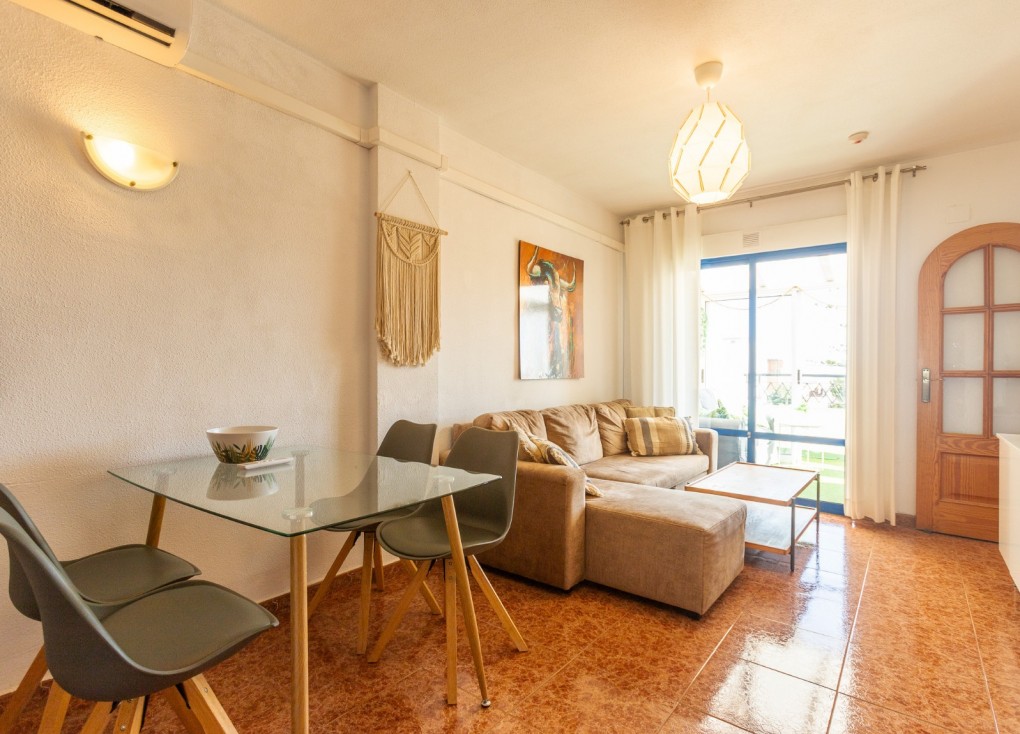 Resale - Apartment - Top Floor Apartment - Torrevieja