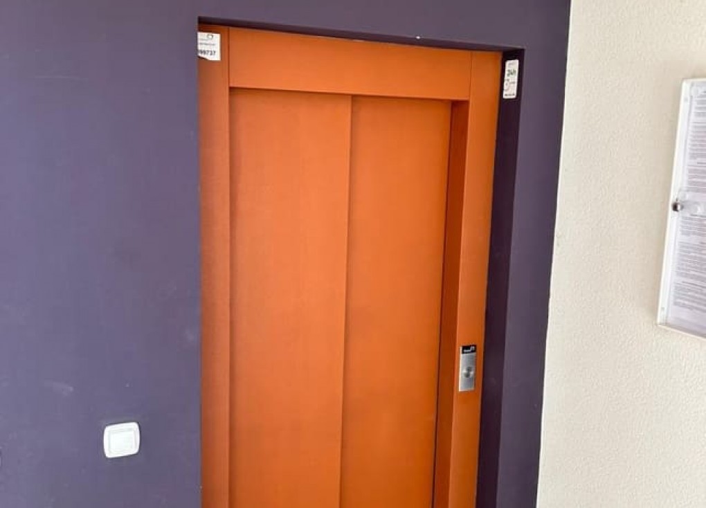 Resale - Apartment - Torre de la Horadada - TORRE DE LA HORADADA