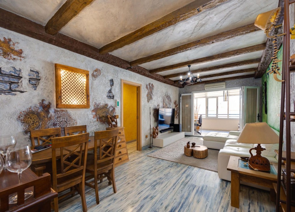 Resale - Apartment - Torrevieja - Acequion