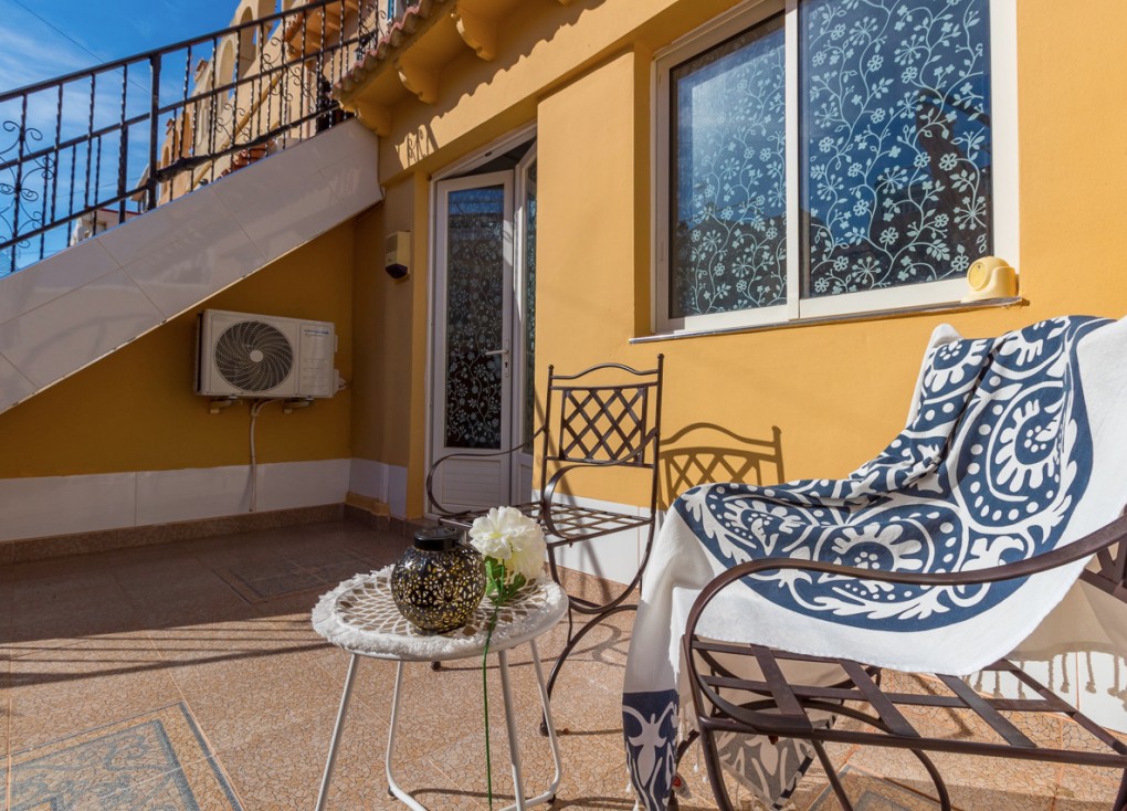 Resale - Apartment - Torrevieja - El chaparral