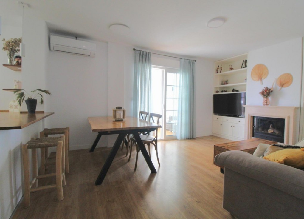 Resale - Apartment - Torrevieja - La veleta