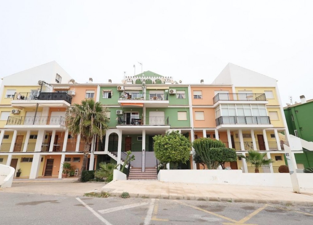 Resale - Apartment - Torrevieja - La veleta