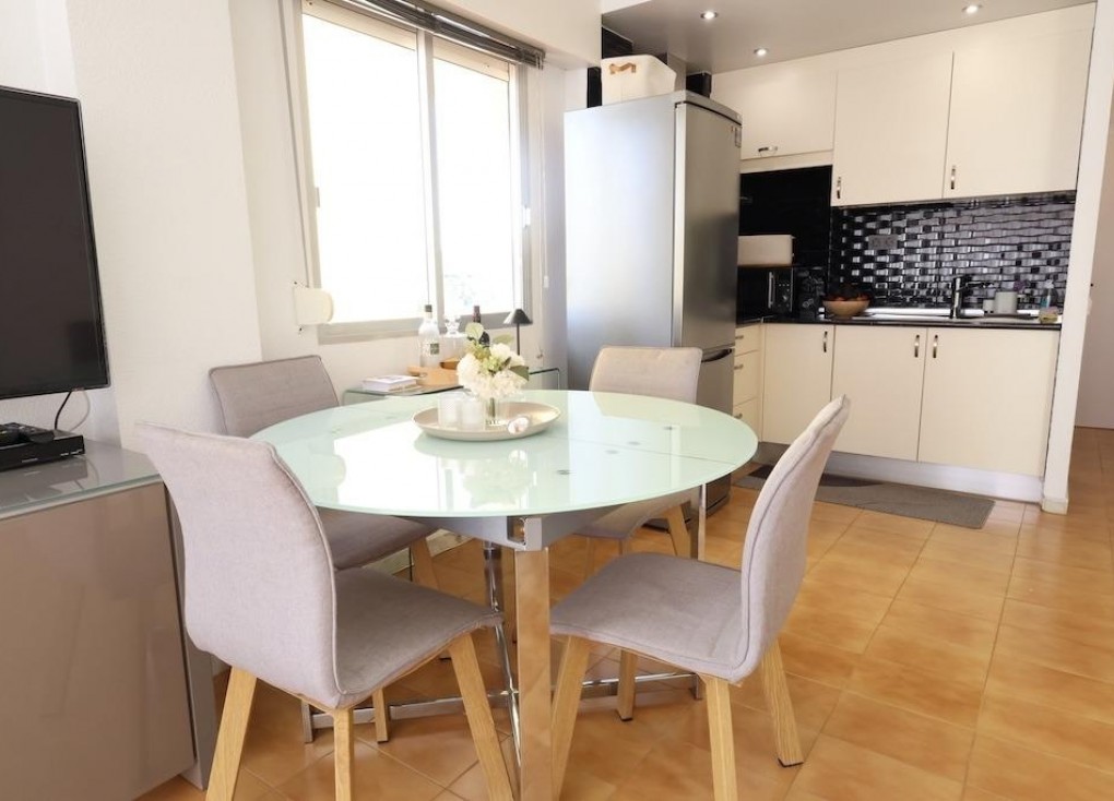 Resale - Apartment - Torrevieja - La veleta