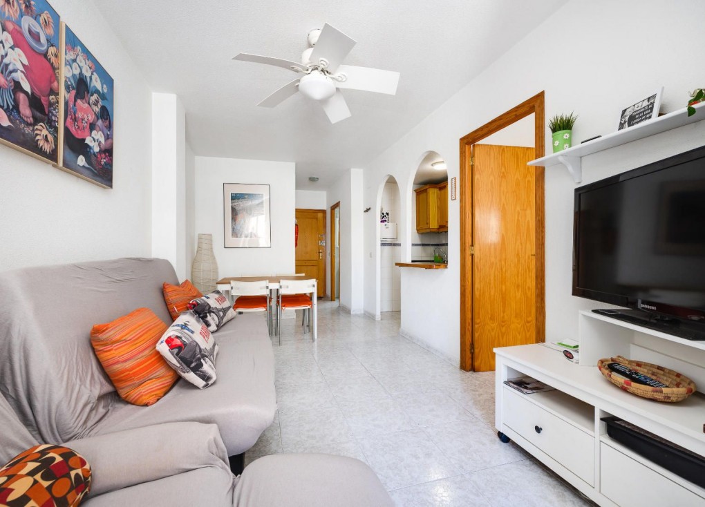 Resale - Apartment - Torrevieja - Playa de los Locos