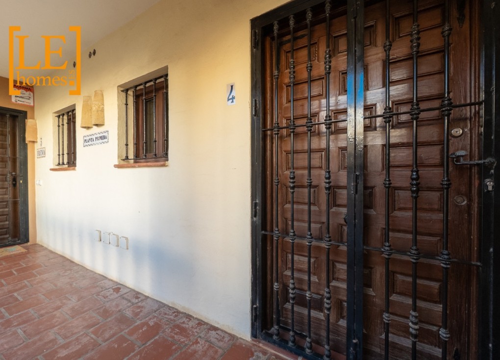 Resale - Apartment - Torrevieja - Playa de los Locos